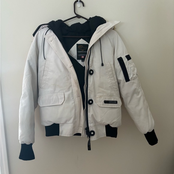 Canada Goose Jackets & Blazers - Palmer Canada Goose Down Jacket Size Medium White